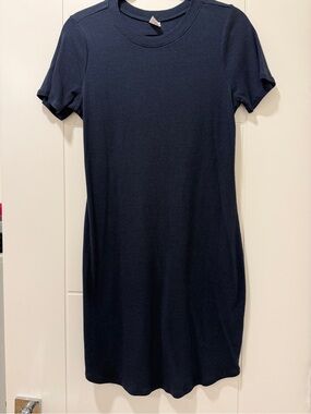 Classic Navy Short Sleeve T-Shirt Dress by Melrose and Market